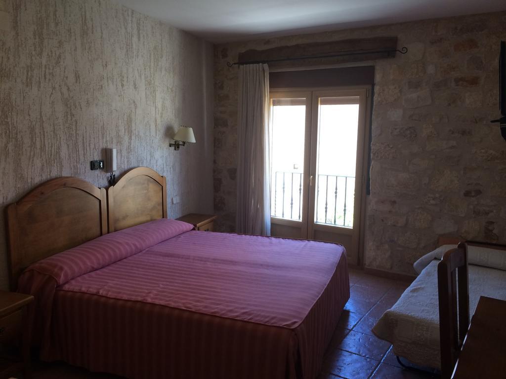 La Mesta Hotel Pradena Room photo